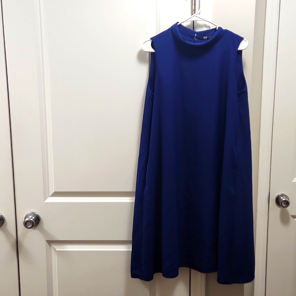 SOLD!!!UNIQLO ROYAL BLUE FLARE 💙DRESS